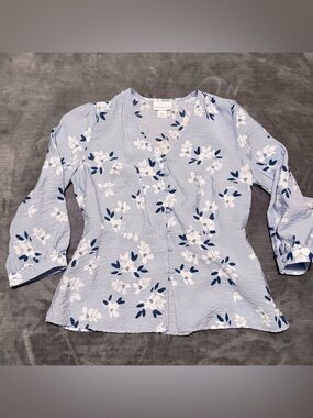 Liz Claiborne Light Blue Floral Button-Front Women’s Top